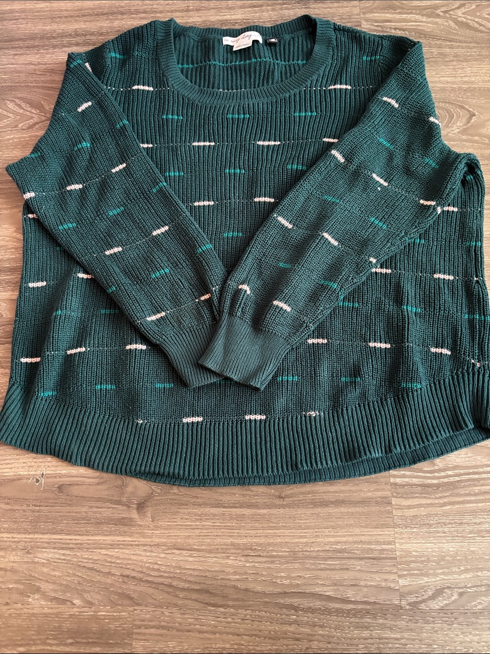Crewneck Forest Green Sweater with Contrast Stitching